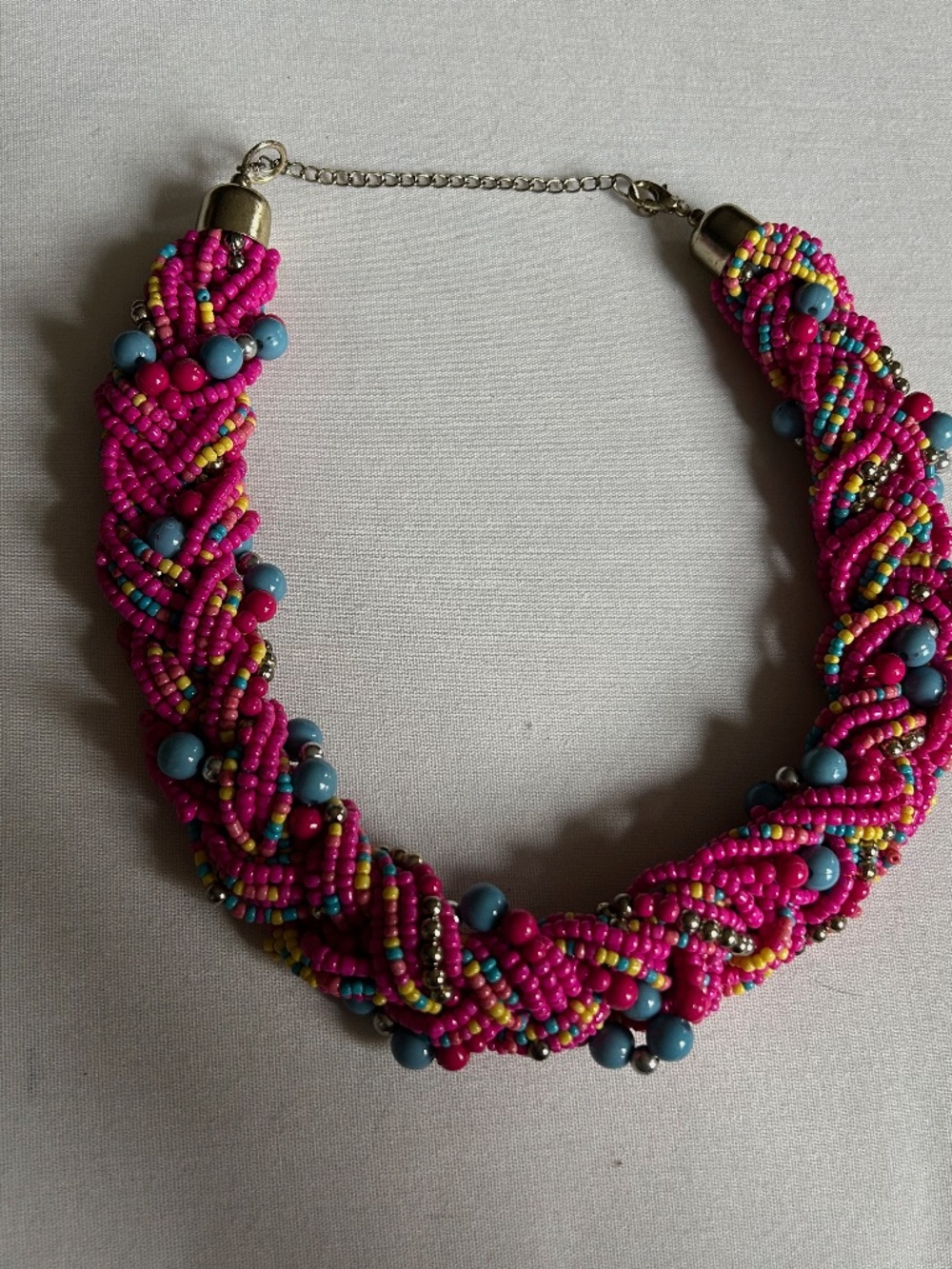 Multicolor bead necklace